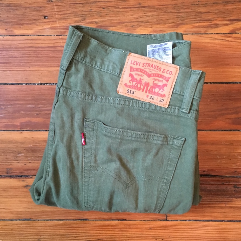 Olive green 513 32x32 Levi’s Jeans!!!